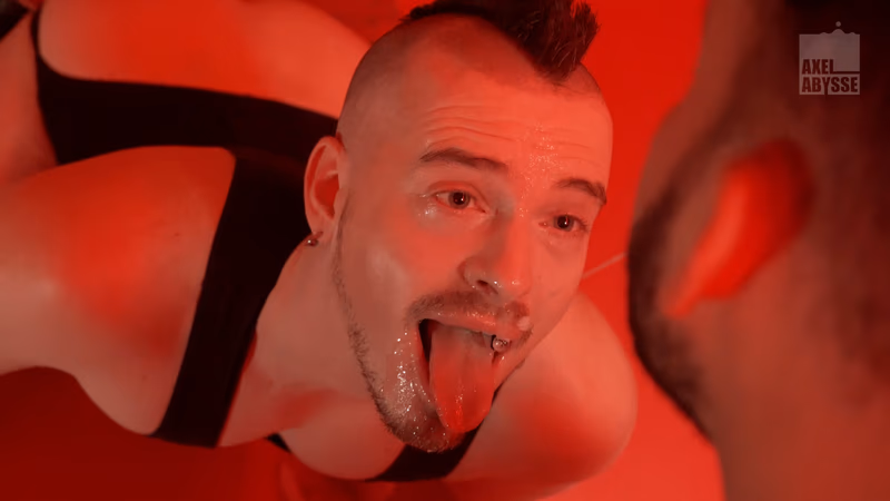 Viktor - Twisted sample image 5