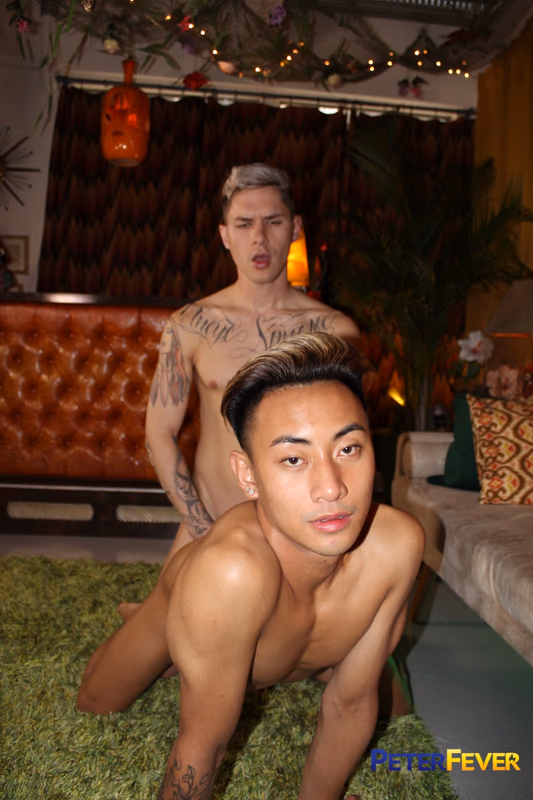 Jeremy Vuitton - The Apartment: Zak Gets Some Booty sample image 4