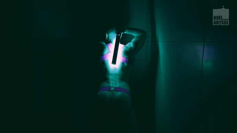 Axel Abysse - Einfluss sample image 2