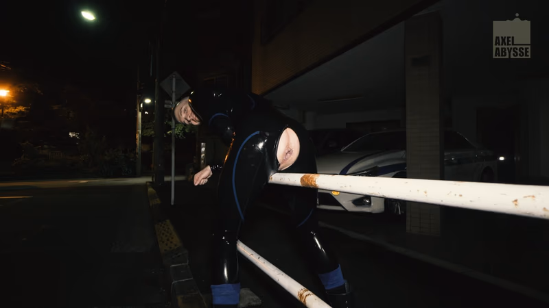 Axel - Night Walk sample image 21
