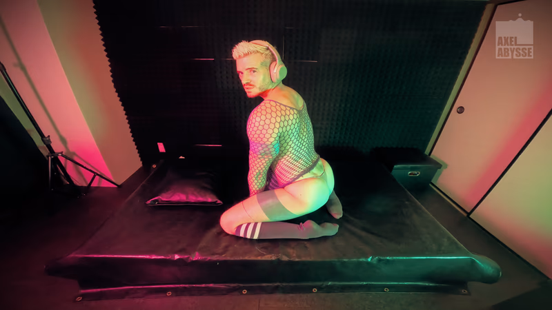 Axel - Anani 30 sample image 1