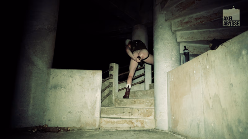 Axel - Creep sample image 19