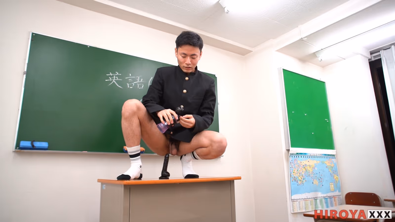 Hiroya - The World of Hiroya: Capital School Cocksuckers sample image 1