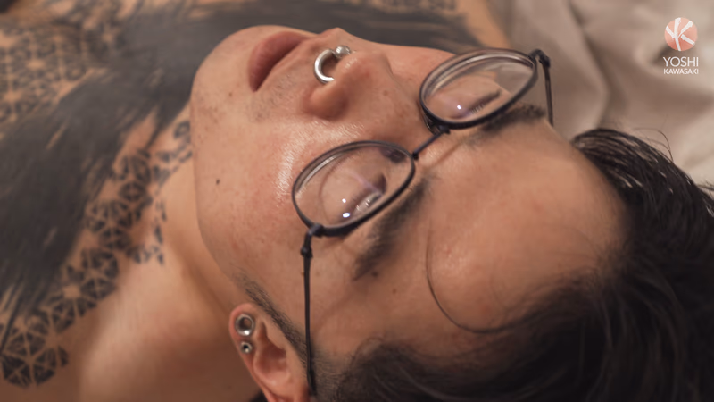 Jin Ueo - Alle Augen auf uns sample image 14