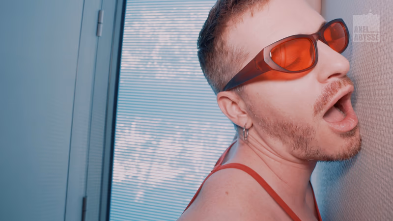 Axel - Rouge sample image 22